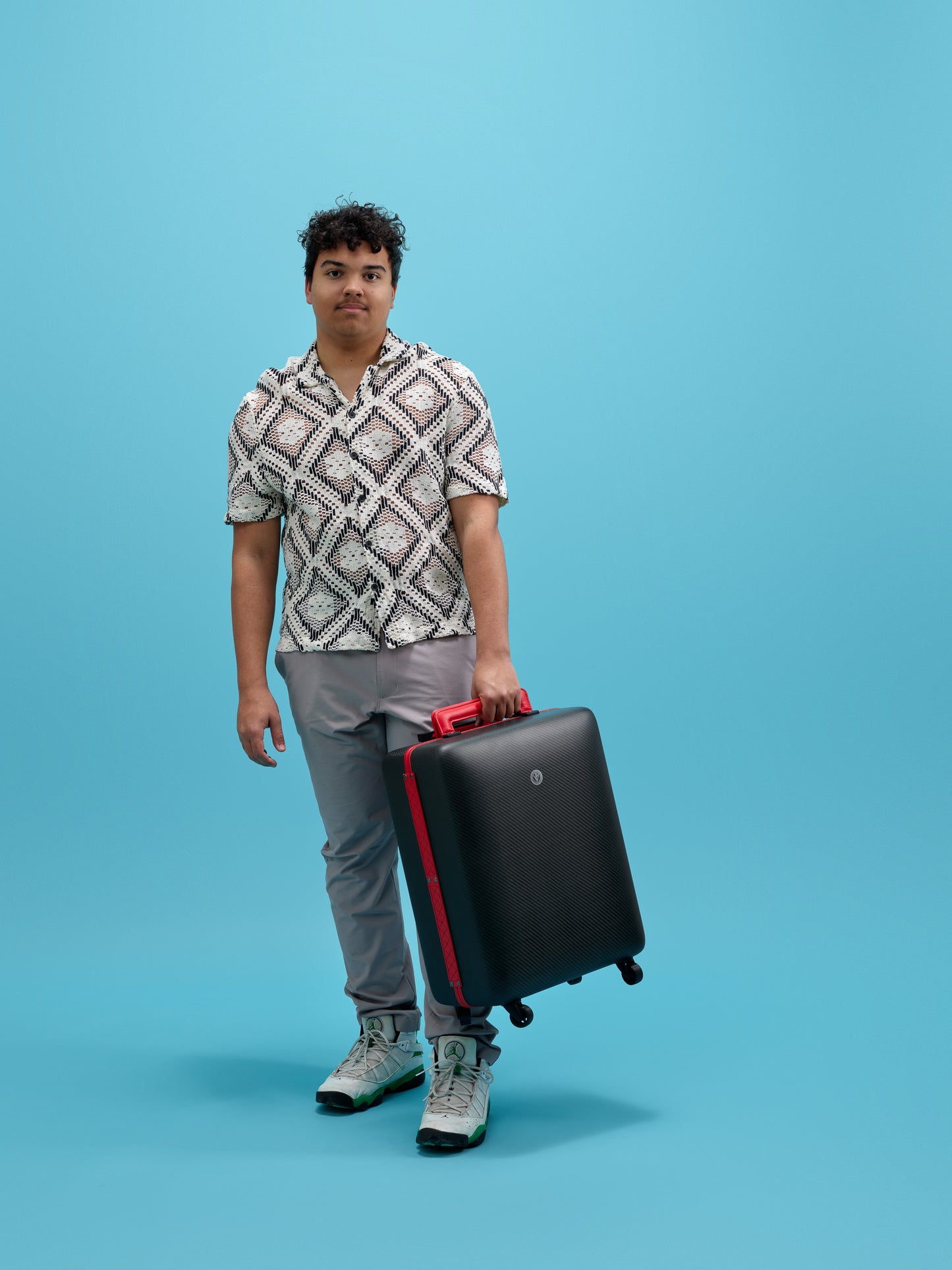 Carbon fiber suitcase